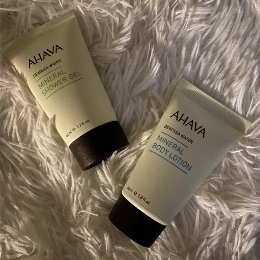 Ahava 2 piece Set